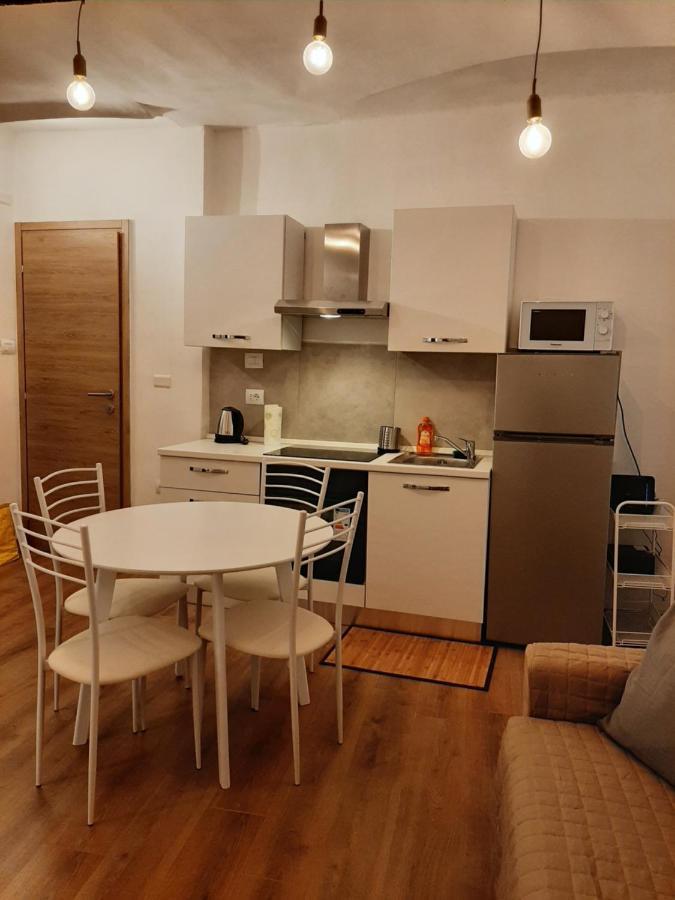 The First Luccoli Garibaldi Rolli Apartment Genoa Ngoại thất bức ảnh