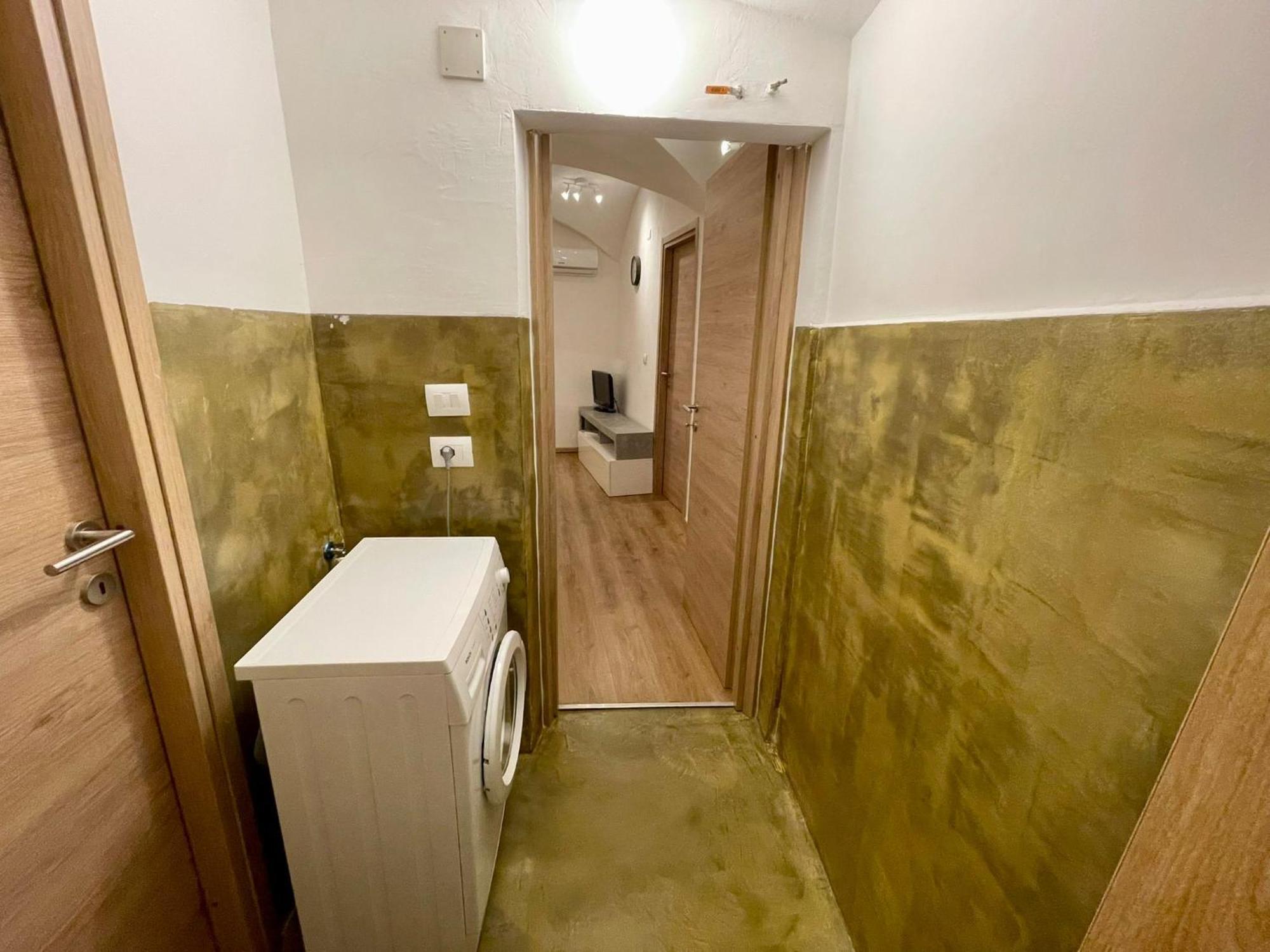 The First Luccoli Garibaldi Rolli Apartment Genoa Ngoại thất bức ảnh